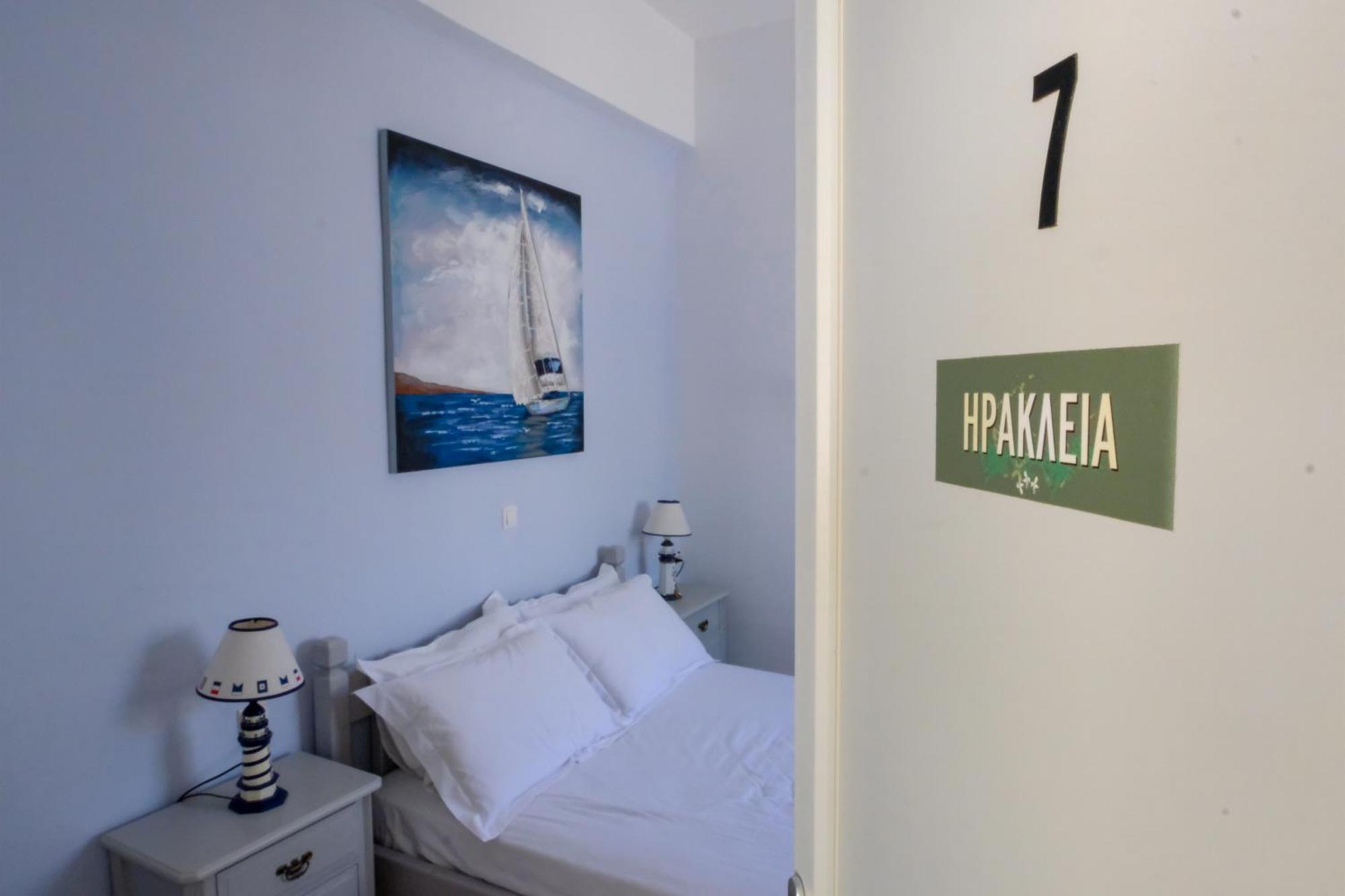 Giasemi Rooms Livadi  エクステリア 写真